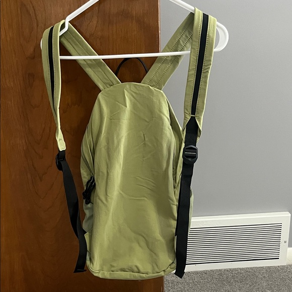 Merrell Green Backpack - Picture 2 of 2